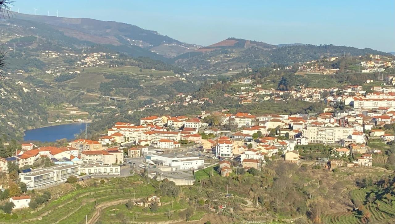 Alojamento Da Ribeirinha Carquere Bagian luar foto