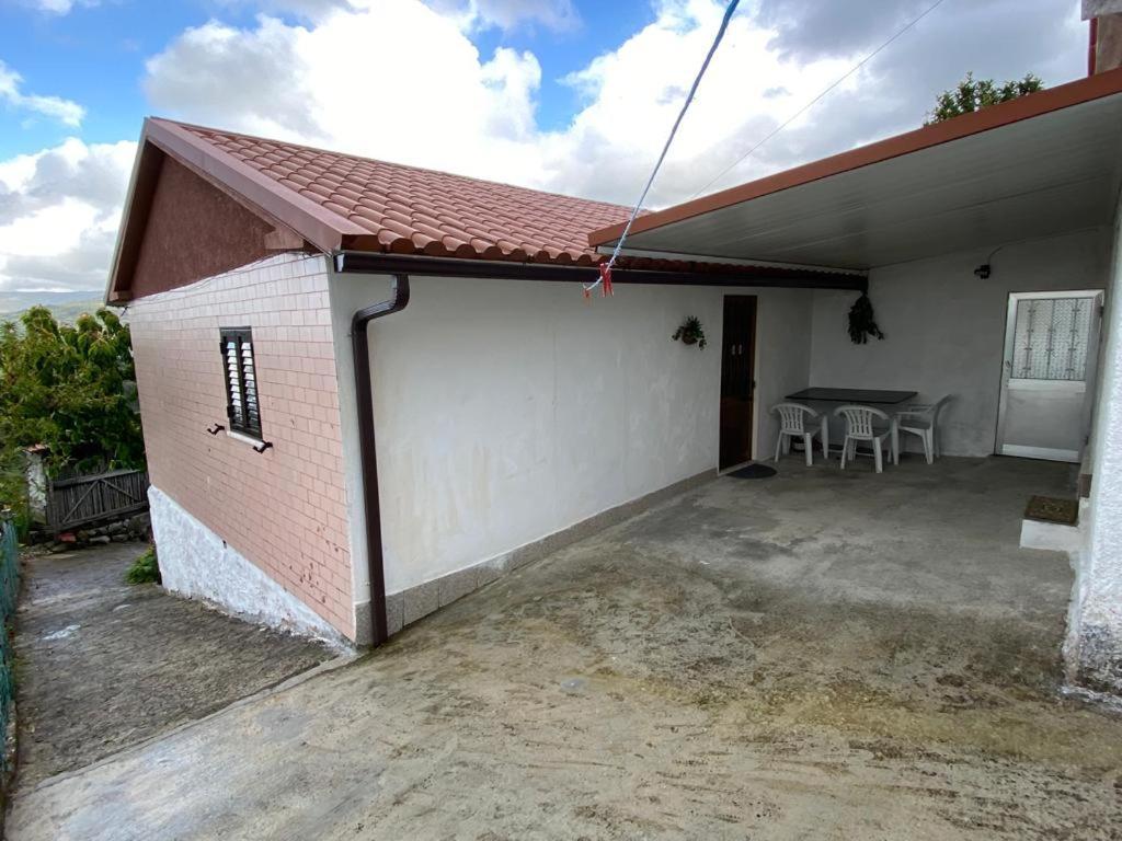 Alojamento Da Ribeirinha Carquere Bagian luar foto