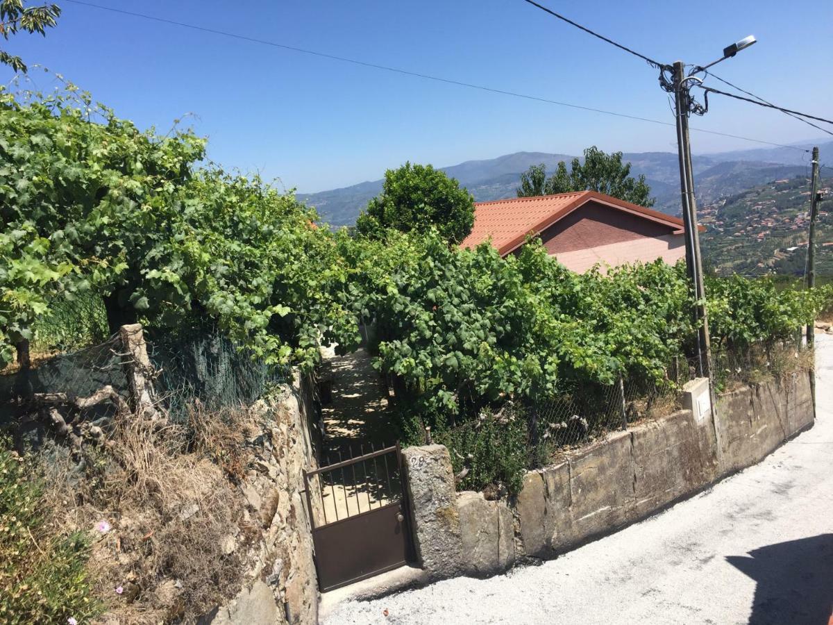 Alojamento Da Ribeirinha Carquere Bagian luar foto